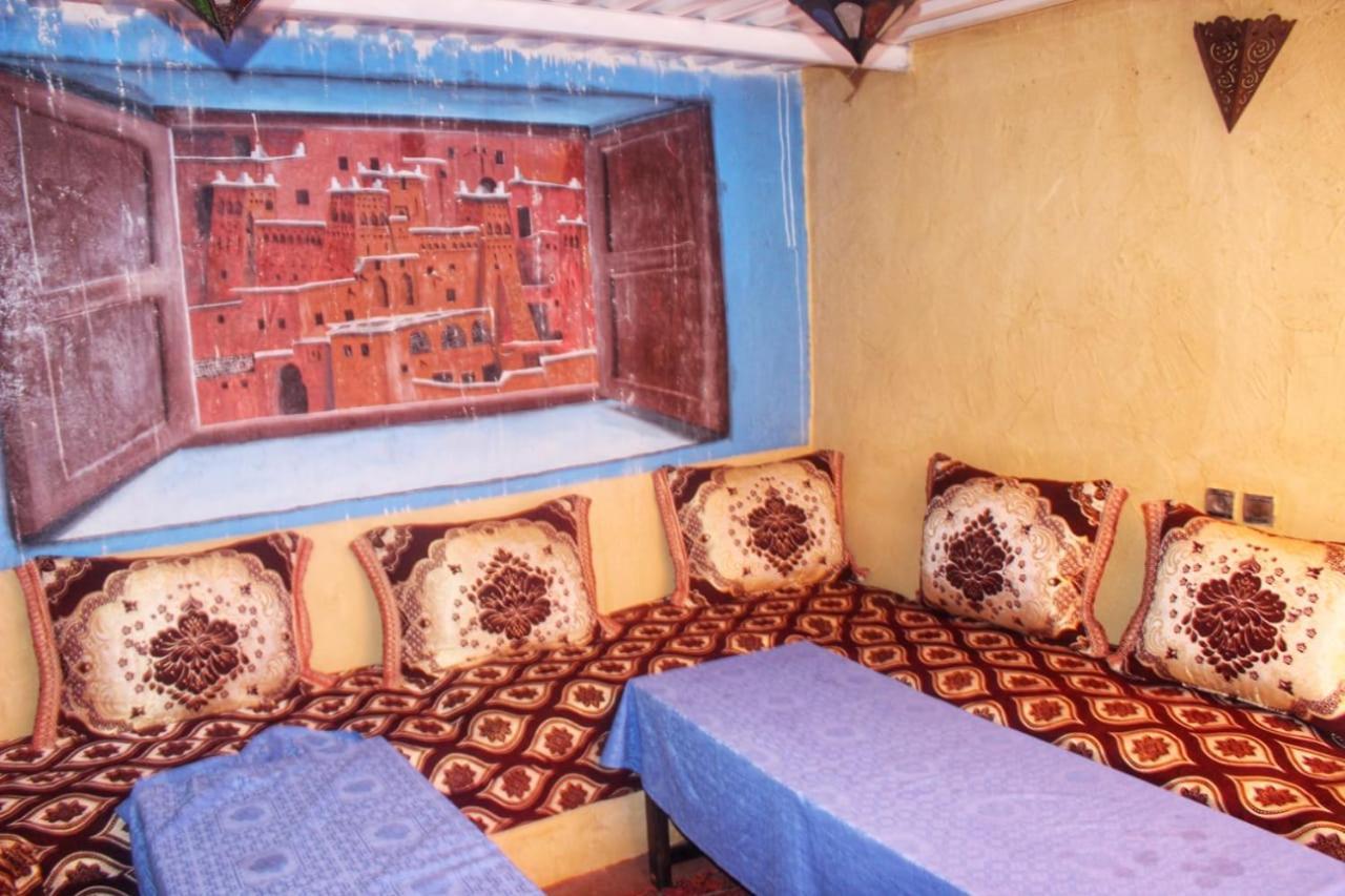 Auberge Et Hotel Les Amis Tafraout Exteriér fotografie